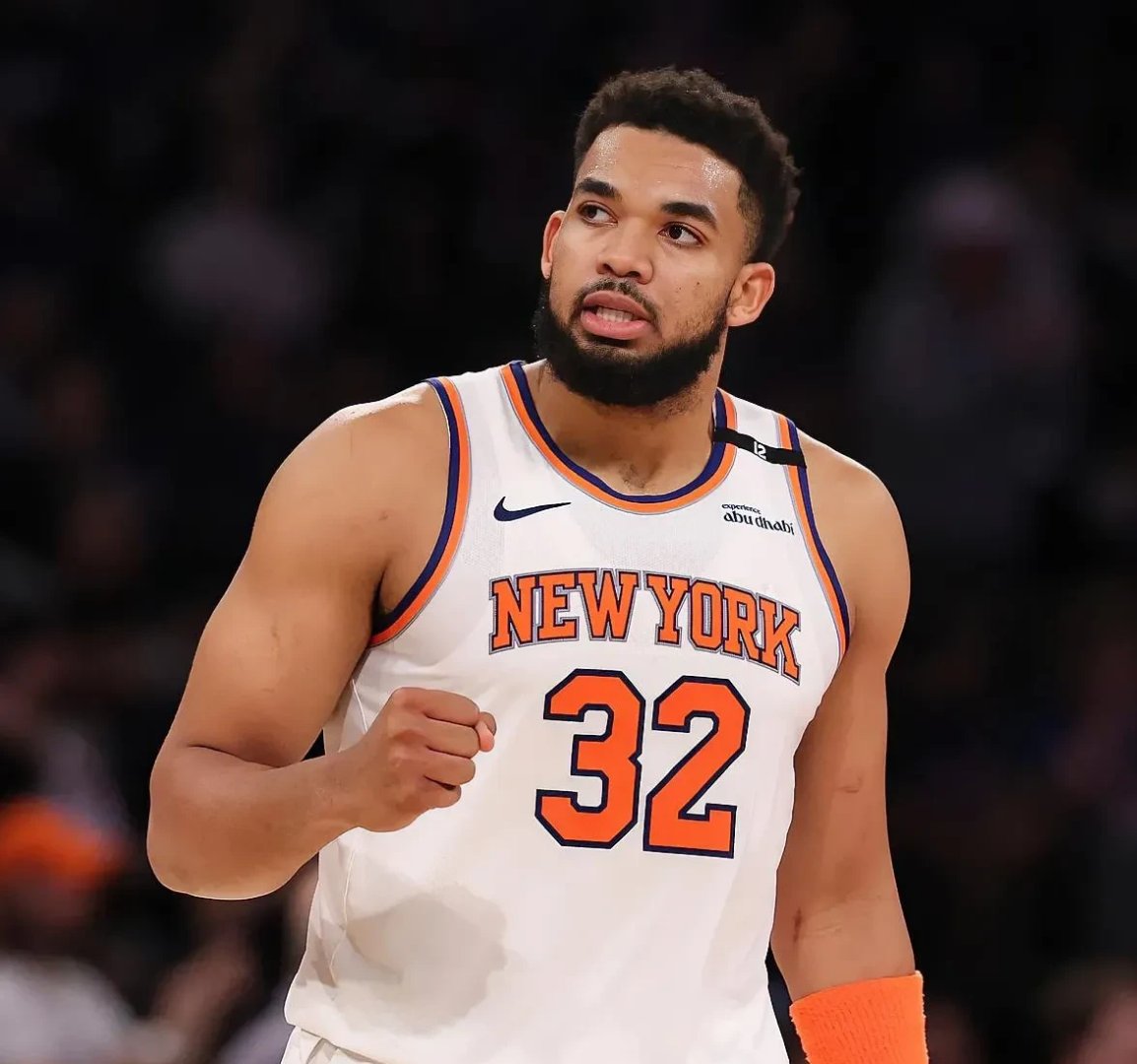 鸭脖-转折点！纽约尼克斯手感冰凉，足总杯今夜攻防权衡，更衣室稳定，轮换策略成焦点的简单介绍-鸭脖