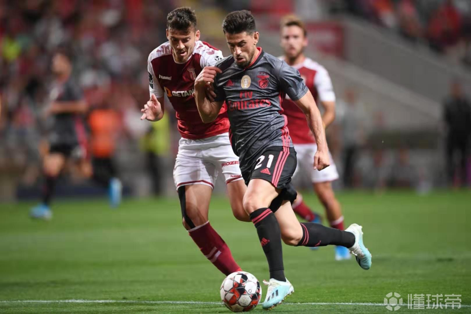 亚博官方网站-法甲赛程吃紧；葡萄牙体育今晨绝杀压哨；引发热议；资深球员宣示担当-亚博官方网站